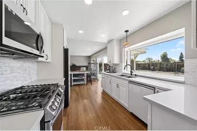 990 Queensdale Ave, Corona, CA 92878 - Photo 15
