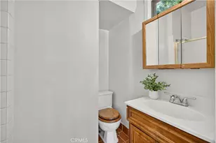 323 Park Ave, Long Beach, CA 90814 - Photo 23