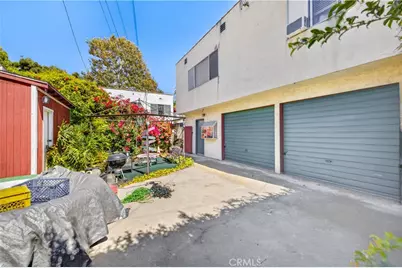 323 Park Avenue, Long Beach, CA 90814 - Photo 29