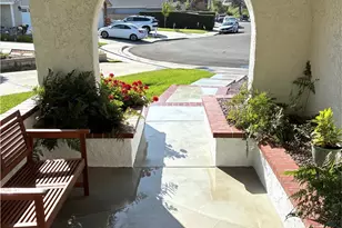 28375 Ronea, Mission Viejo, CA 92692 - Photo 3