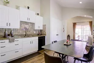 28375 Ronea, Mission Viejo, CA 92692 - Photo 9