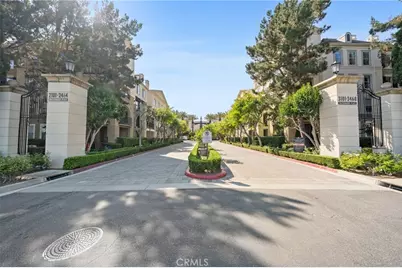 3273 Watermarke Place, Irvine, CA 92612 - Photo 3