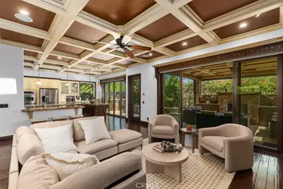 10 Thorn Oak, Rancho Santa Margarita, CA 92679 - Photo 3