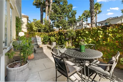 8239 Noelle Drive, Huntington Beach, CA 92646 - Photo 31