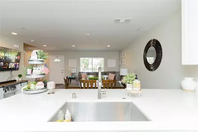 16408 Valencia #115, Fontana, CA 92335 - Photo 5