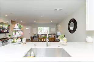 16408 Valencia, Fontana, CA 92335 - Photo 5