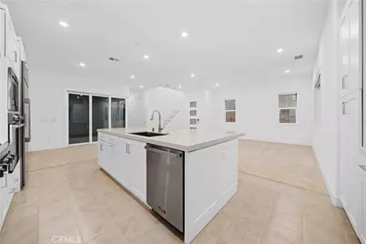 141 Sawbuck, Irvine, CA 92618 - Photo 9