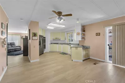 6741 Lincoln #32, Buena Park, CA 90620 - Photo 7