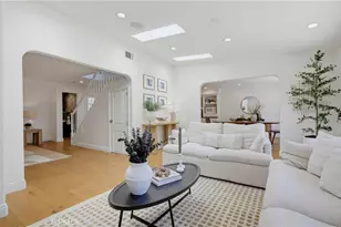 336 Tours Ln, Costa Mesa, CA 92627 - Photo 17