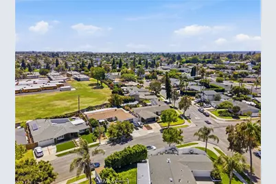 1697 Labrador, Costa Mesa, CA 92626 - Photo 59