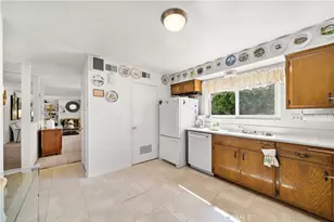 18333 Jacaranda St, Fountain Valley, CA 92708 - Photo 17