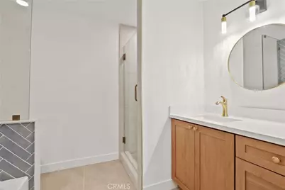 655 W 6th #A, Tustin, CA 92780 - Photo 17