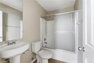 42251 Westminster, Lancaster, CA 93536 - Photo 33