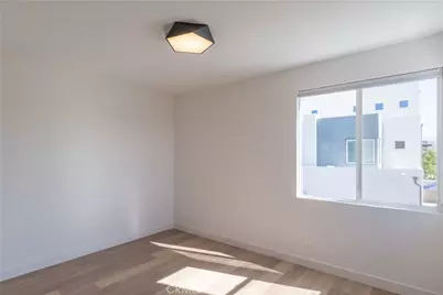 301 Baluster, Irvine, CA 92618 - Photo 21