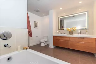 9 MacArthur Pl, Santa Ana, CA 92707 - Photo 7
