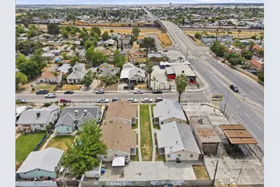 2208 Lake, Bakersfield, CA 93306 - Photo 5