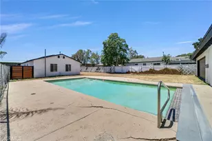 9977 Granite Hill, Jurupa Valley, CA 92509 - Photo 19