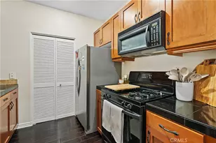 3338 Watermarke, Irvine, CA 92612 - Photo 11