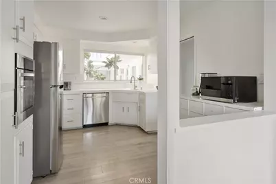 4343 Finley Avenue #27, Los Angeles, CA 90027 - Photo 9