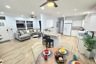 21851 Newland St, Huntington Beach, CA 92646 - Photo 25