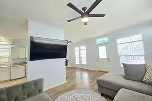 21851 Newland St, Huntington Beach, CA 92646 - Photo 19
