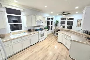 21851 Newland St, Huntington Beach, CA 92646 - Photo 27