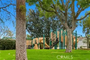 4382 Skylark St, Irvine, CA 92604 - Photo 5
