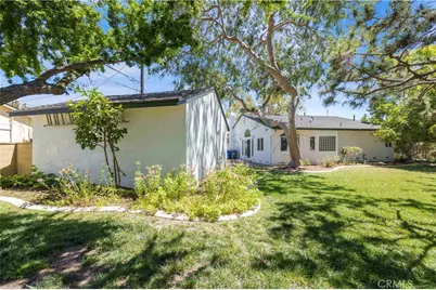 6813 E Los Santos, Long Beach, CA 90815 - Photo 29