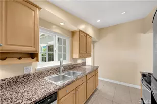 13471 Greentree Ave, Garden Grove, CA 92840 - Photo 17