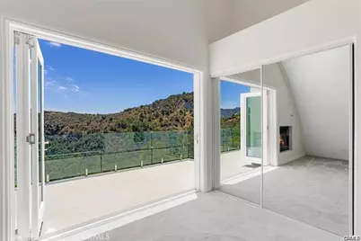 2411 N Topanga Canyon Boulevard, Topanga, CA 90290 - Photo 7