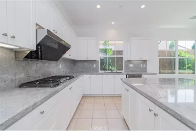 60 Quentin, Irvine, CA 92620 - Photo 3