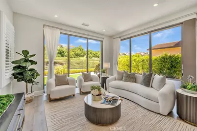 152 Statura, Irvine, CA 92602 - Photo 1