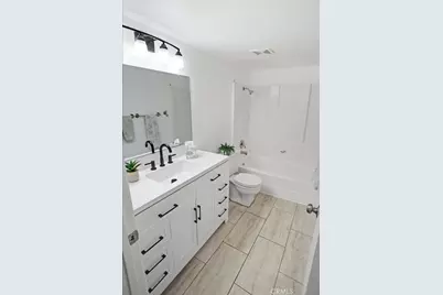 25348 Via Palacio, Valencia, CA 91355 - Photo 11
