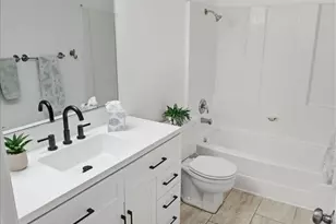 25348 Via Palacio, Valencia, CA 91355 - Photo 11
