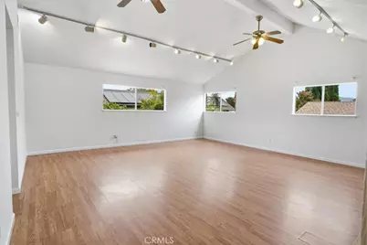 25348 Via Palacio, Valencia, CA 91355 - Photo 15