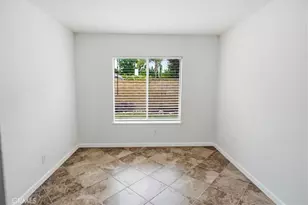 25348 Via Palacio, Valencia, CA 91355 - Photo 21