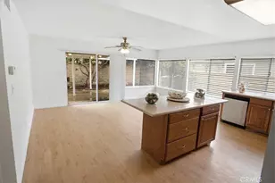 25348 Via Palacio, Valencia, CA 91355 - Photo 9