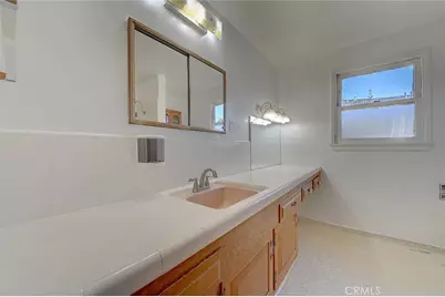 811 S Ramblewood Drive, Anaheim, CA 92804 - Photo 25