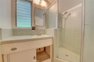 811 S Ramblewood Dr, Anaheim, CA 92804 - Photo 31