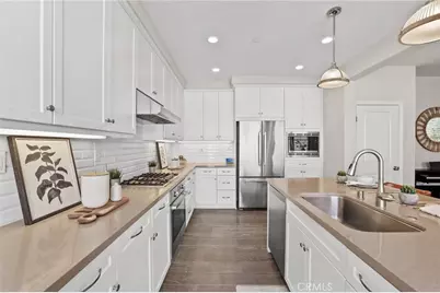 75 Jade Flower, Irvine, CA 92620 - Photo 17