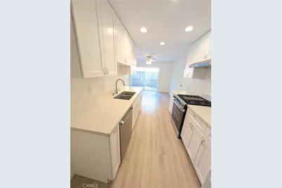 22974 Via Nuez #14, Mission Viejo, CA 92691 - Photo 5