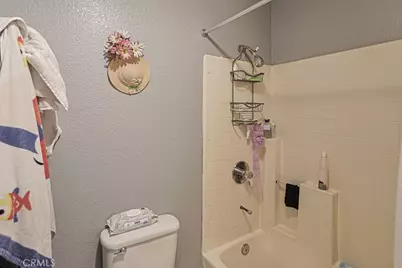 9307 Bandera, Los Angeles, CA 90002 - Photo 7