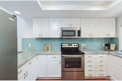 5282 Thorn Tree, Irvine, CA 92612 - Photo 9