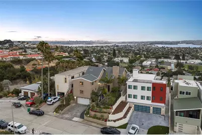 1269 Van Nuys, San Diego, CA 92109 - Photo 3