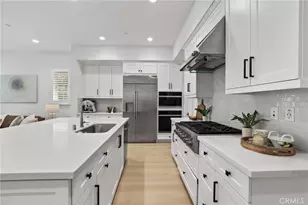 138 Jayhawk, Irvine, CA 92602 - Photo 17