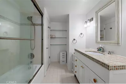 11044 Ophir #403, Los Angeles, CA 90024 - Photo 25