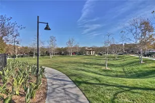 95 Canopy, Irvine, CA 92603 - Photo 45
