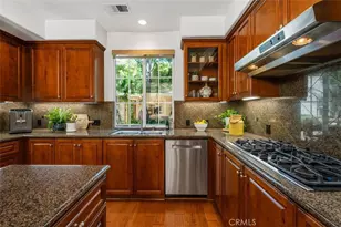 95 Canopy, Irvine, CA 92603 - Photo 11