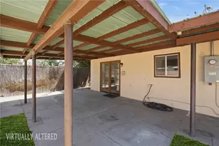 4305 Axminster, Bakersfield, CA 93307 - Photo 35