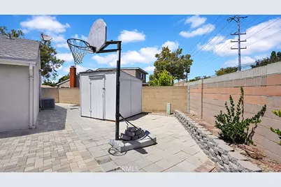 902 W Alpine, Santa Ana, CA 92707 - Photo 31